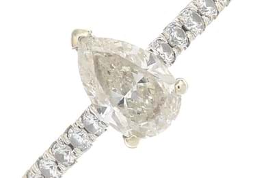 Pear-shape diamond single-stone ring